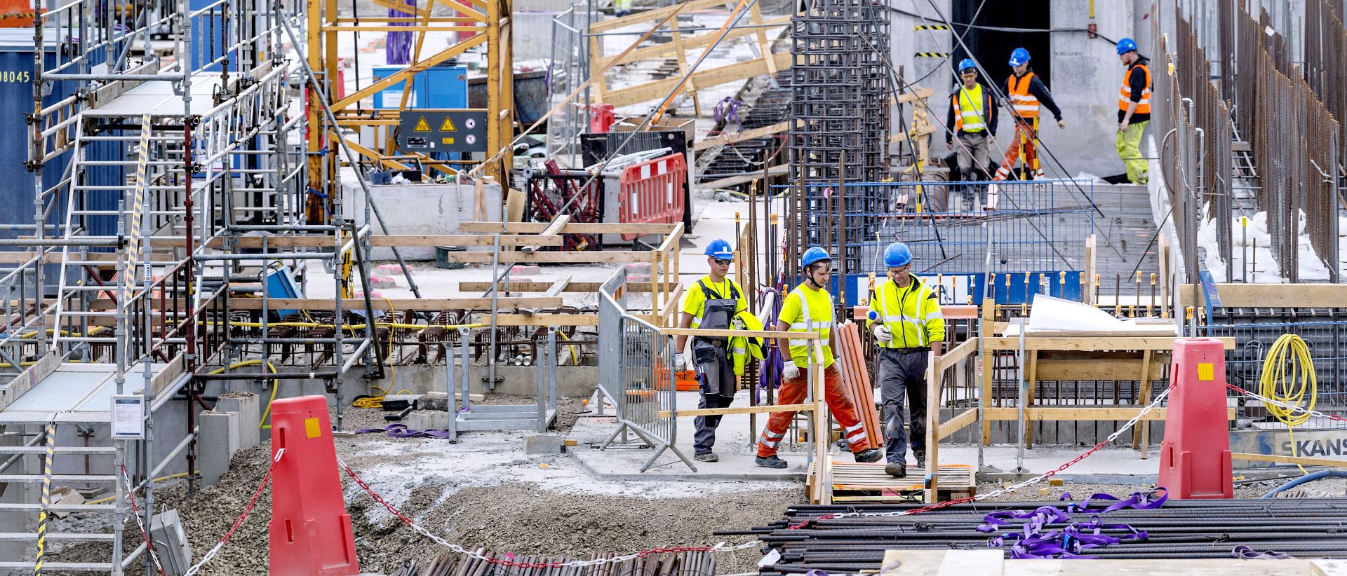 Building the ESS, the European Spallation Source, a large European research facility in Lund, Sweden.